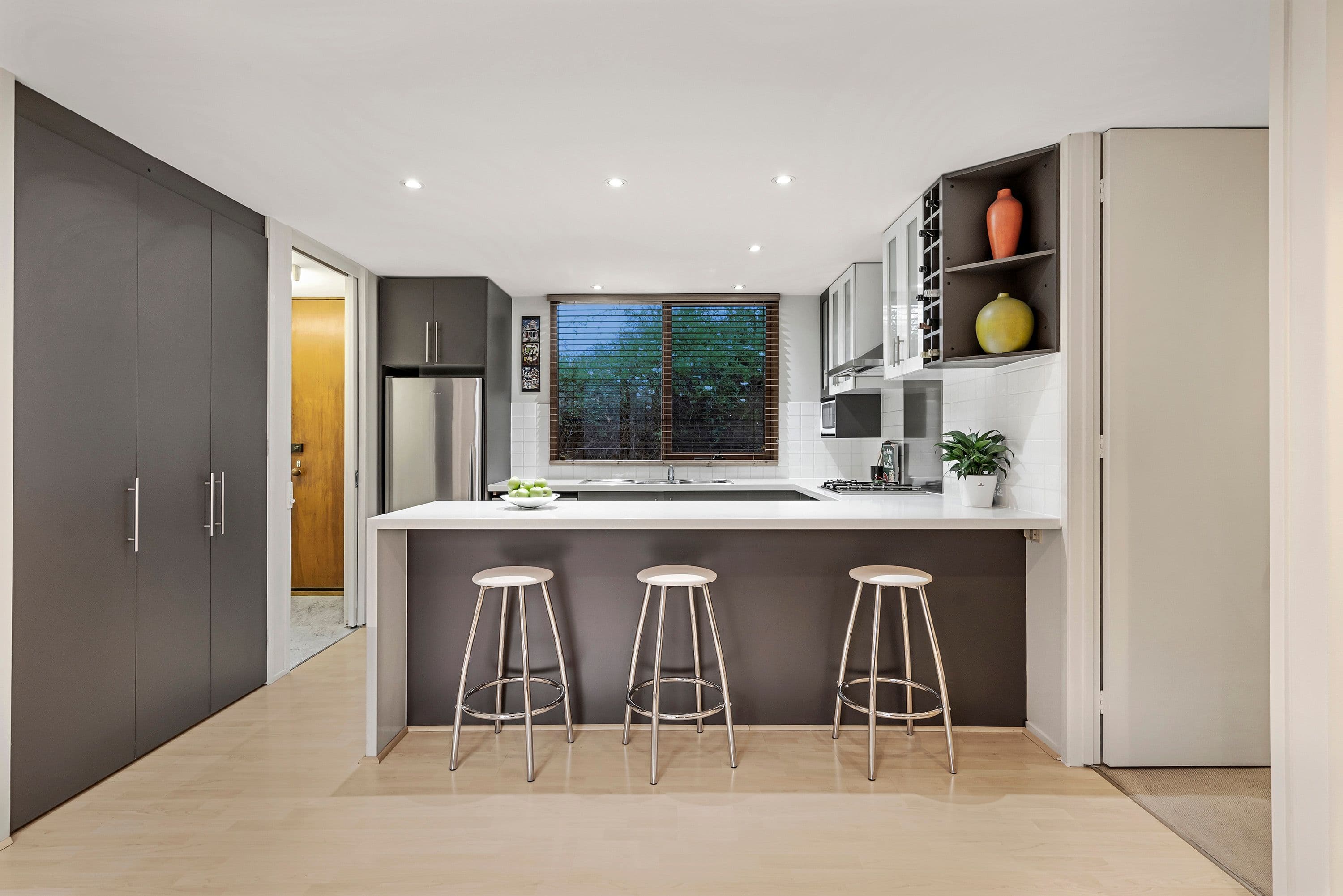14 St Georges Court, Glen Waverley VIC 3150, Glen Waverley - Thumbnail 4
