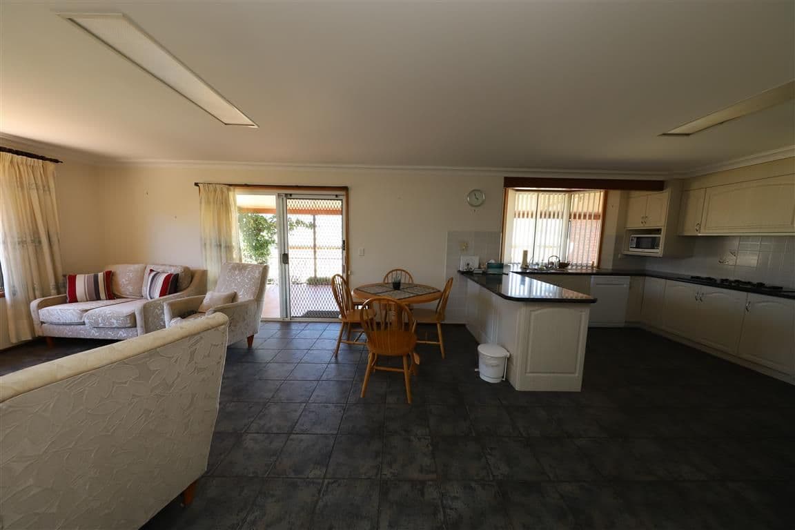 3 Hume Place, Tumut NSW 2720, Tumut - Thumbnail 6