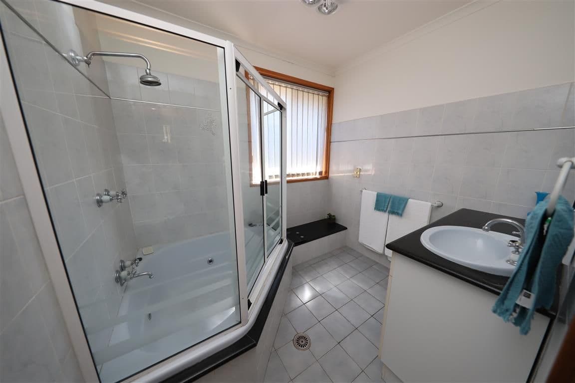 3 Hume Place, Tumut NSW 2720, Tumut - Thumbnail 8