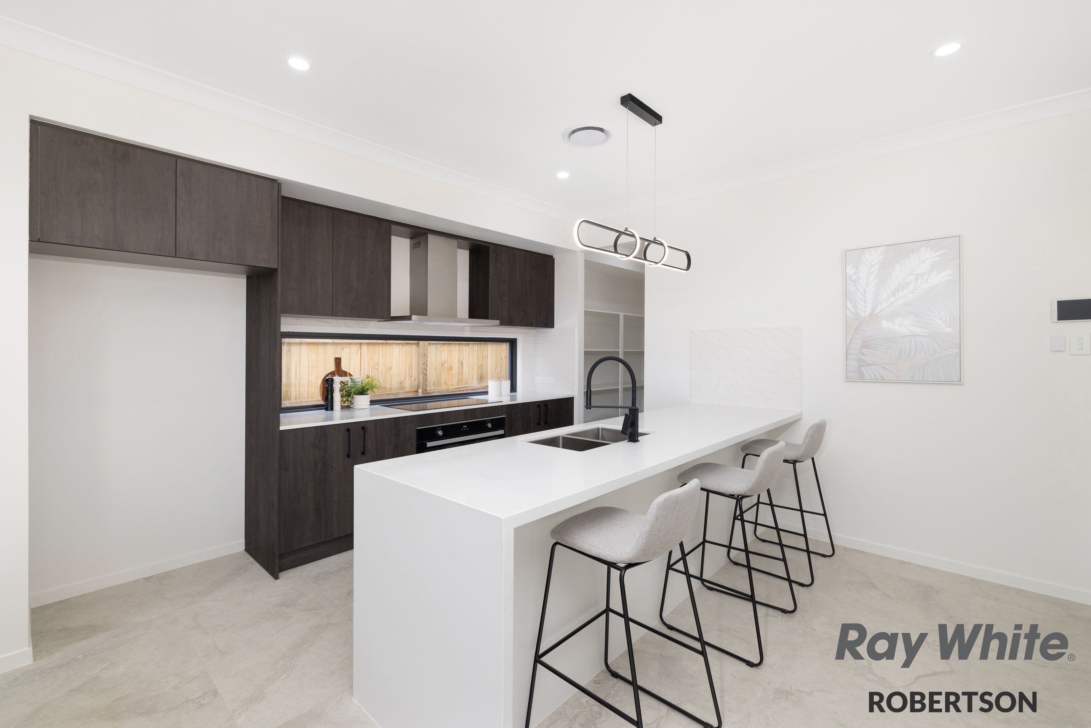 16 Leading Place, Calamvale QLD 4116, Calamvale - Thumbnail 4