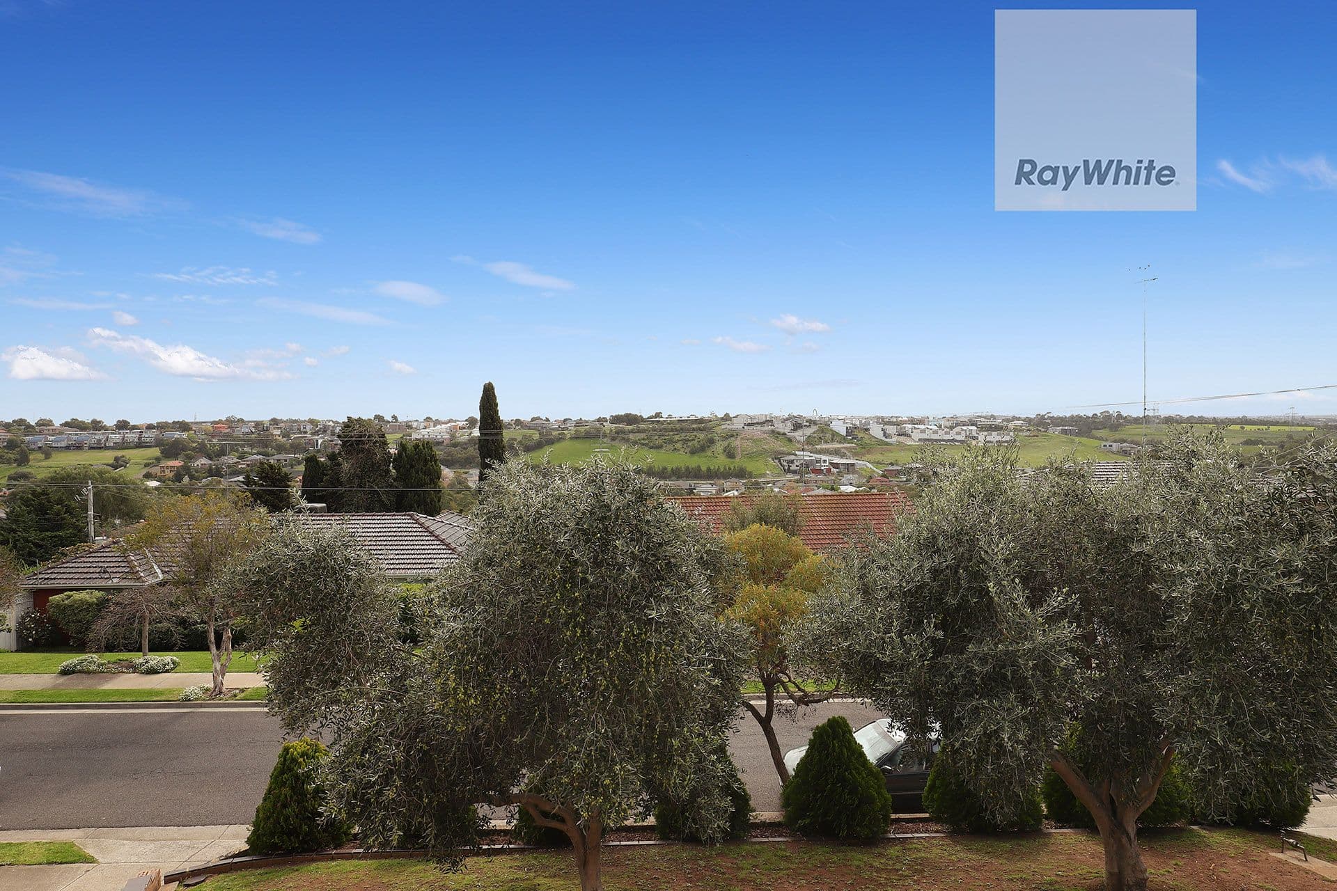80 Outlook Drive, Glenroy VIC 3046, Glenroy - Thumbnail 6