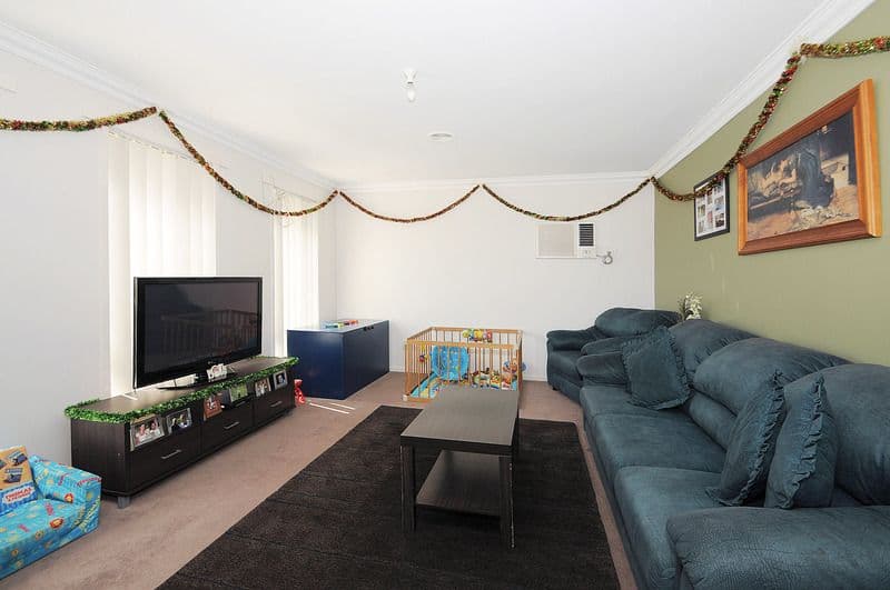 5 Esta Court, CARRUM DOWNS VIC 3201, Carrum Downs - Thumbnail 2