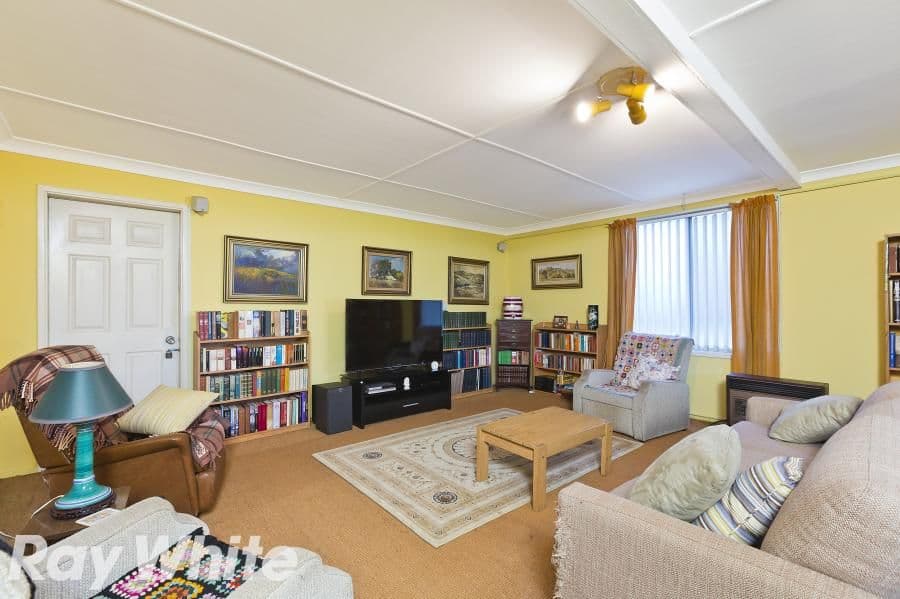 121 Caroline Chisholm Drive, WINSTON HILLS NSW 2153, Winston Hills - Thumbnail 3
