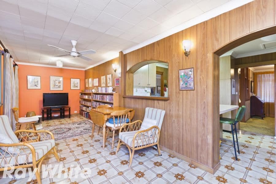 121 Caroline Chisholm Drive, WINSTON HILLS NSW 2153, Winston Hills - Thumbnail 4