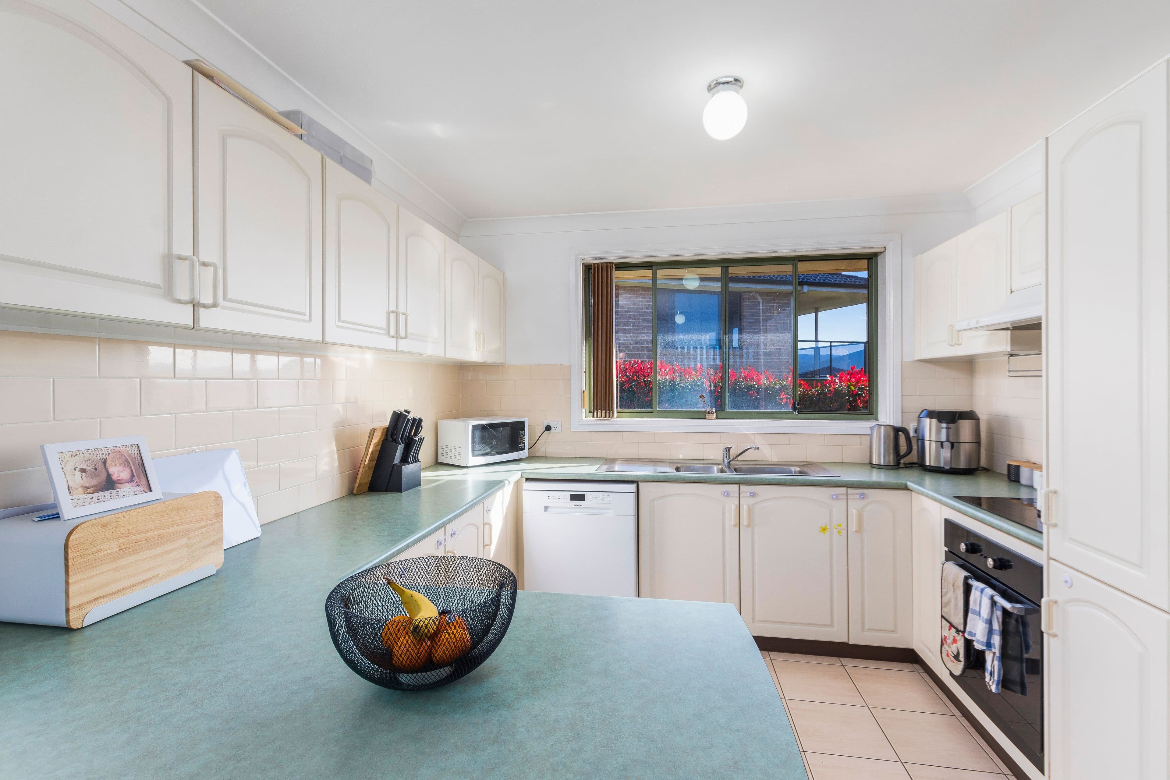 30 Eucumbene Avenue, Flinders NSW 2529, Flinders - Thumbnail 2