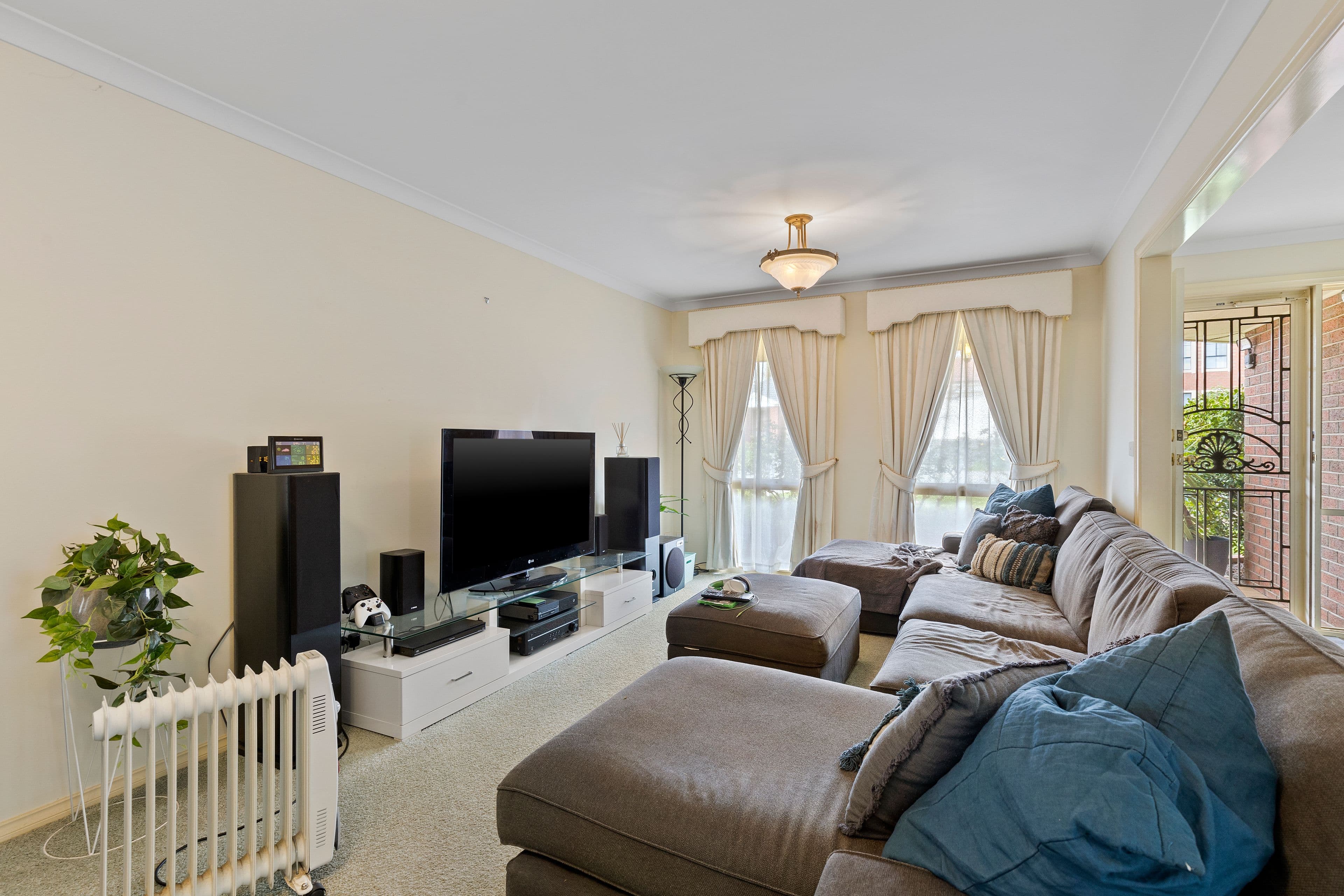 13 Reece Court, Rowville VIC 3178, Rowville - Thumbnail 2