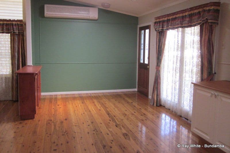 8 Lower McCormack Street, Bundamba QLD 4304, Bundamba - Thumbnail 4