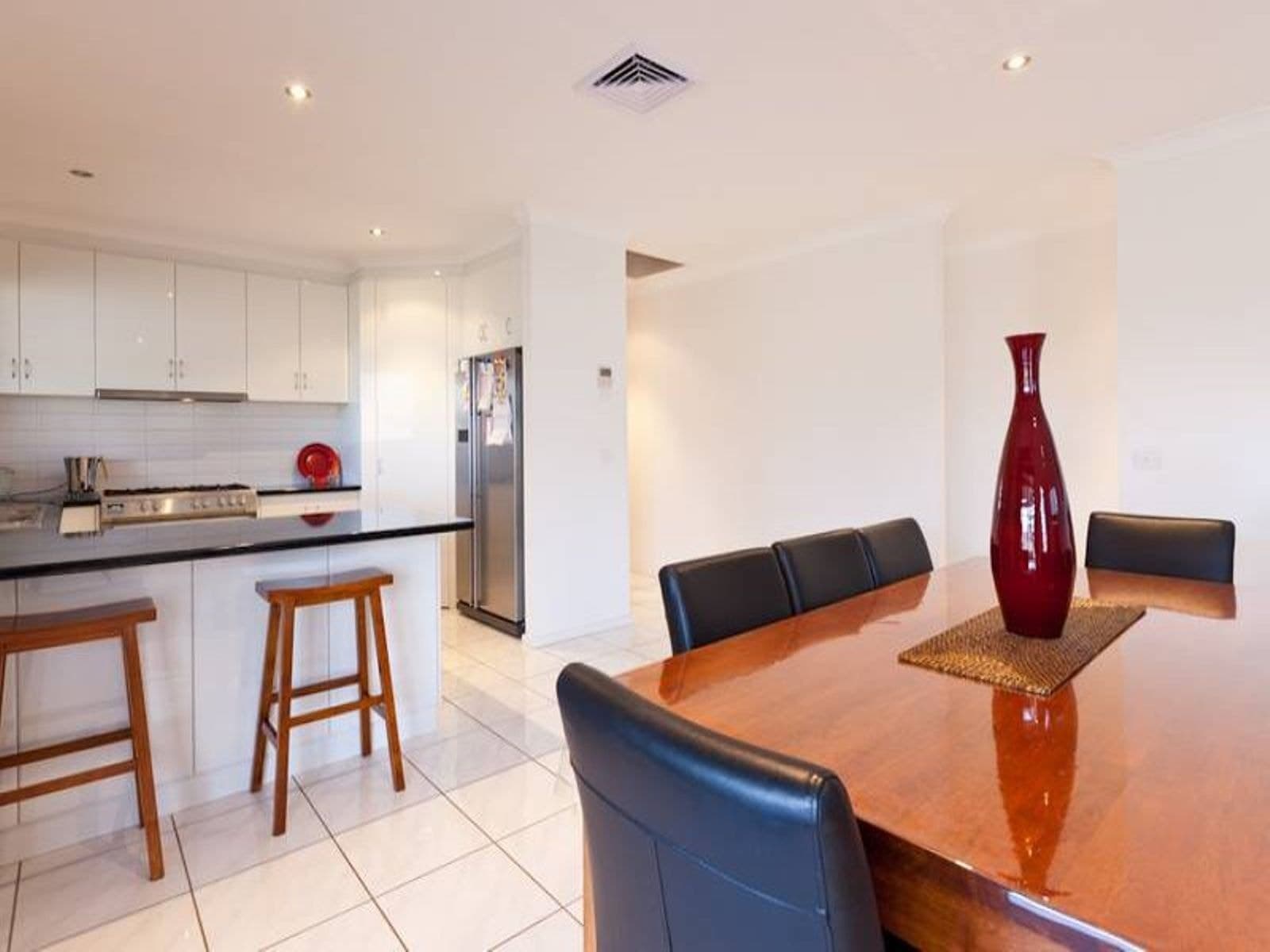 9 Oxley Court, Mildura - Thumbnail 5