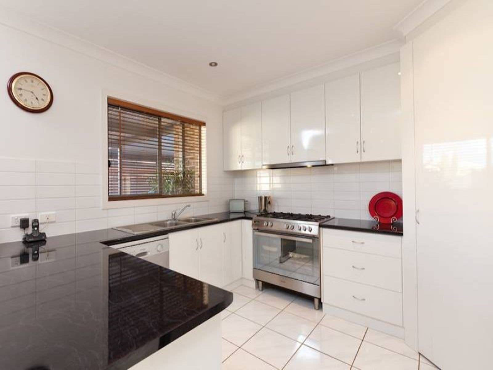 9 Oxley Court, Mildura - Thumbnail 7