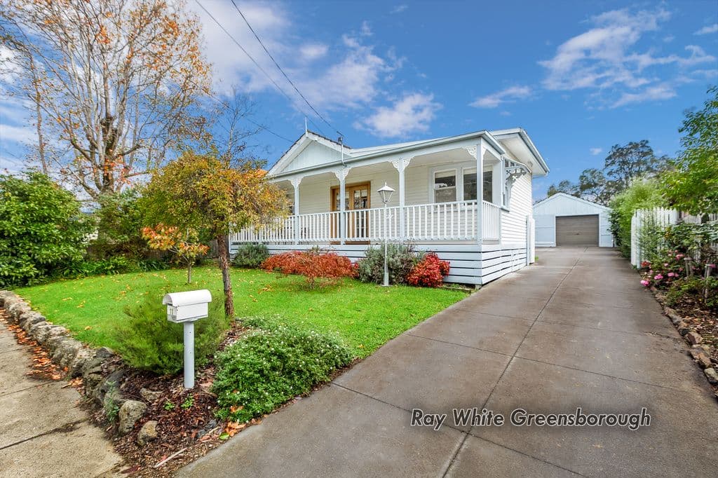 11 Stowe Avenue, GREENSBOROUGH VIC 3088, Greensborough - Image 1
