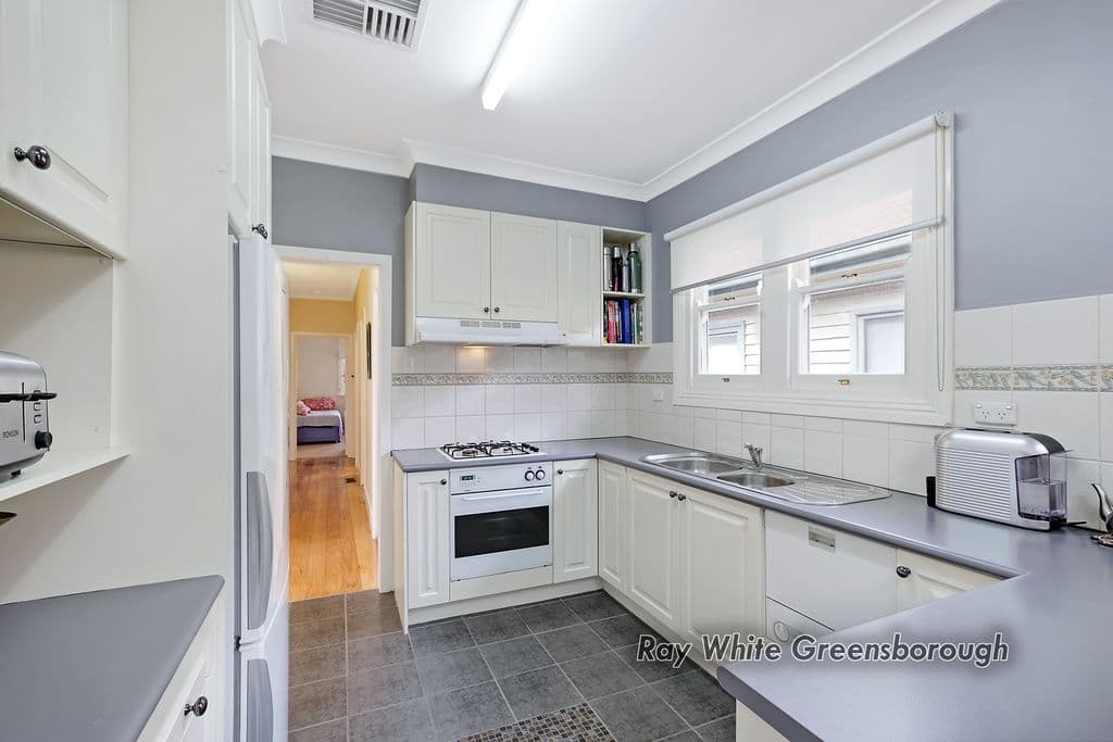 11 Stowe Avenue, GREENSBOROUGH VIC 3088, Greensborough - Thumbnail 5