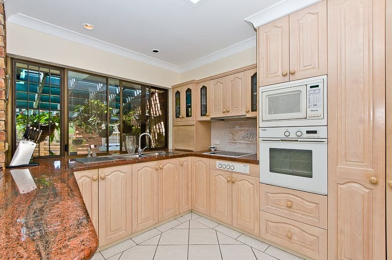 9 Cawarra Street, CARSELDINE QLD 4034, Carseldine - Thumbnail 4