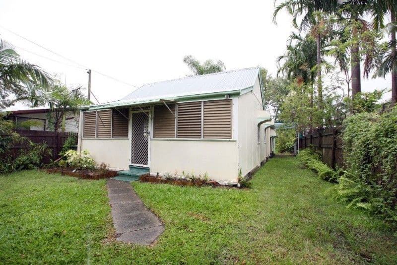 4 Leigh Street, WEST END QLD 4810, West End - Image 1