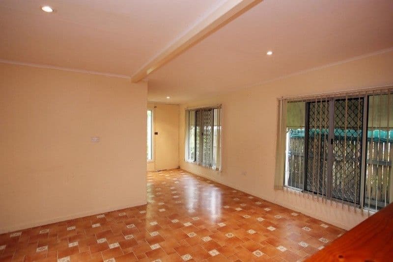 4 Leigh Street, WEST END QLD 4810, West End - Thumbnail 3