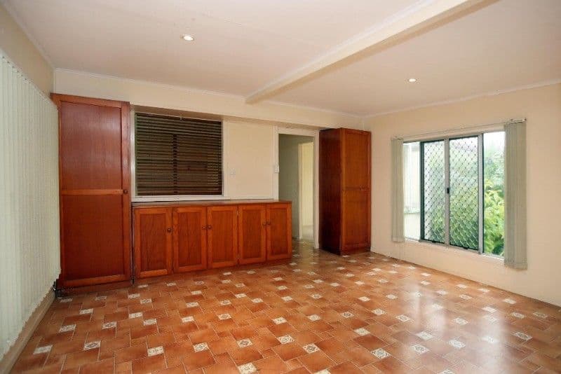 4 Leigh Street, WEST END QLD 4810, West End - Thumbnail 4