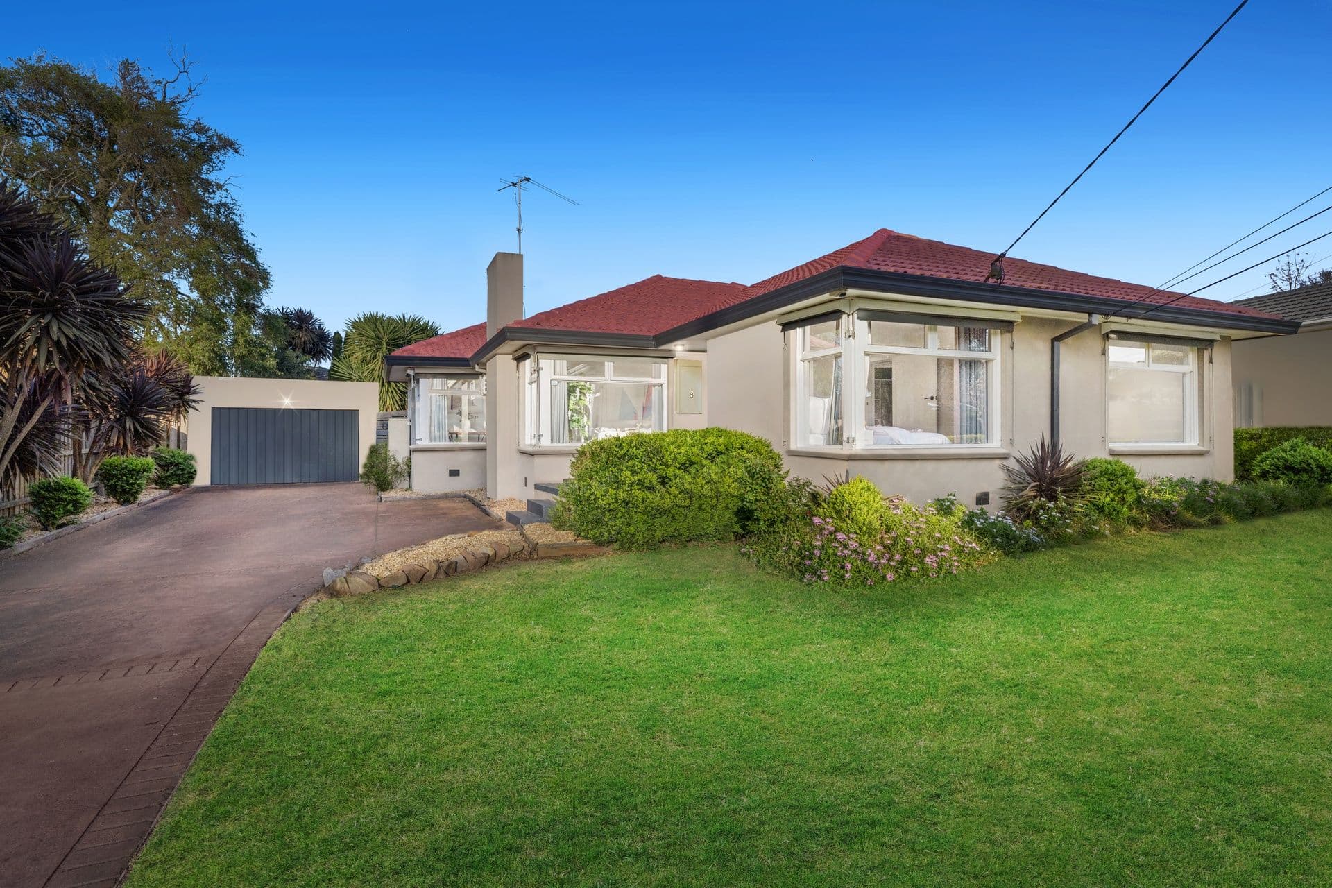 8 Emden Crescent, Mulgrave VIC 3170, Mulgrave - Image 1