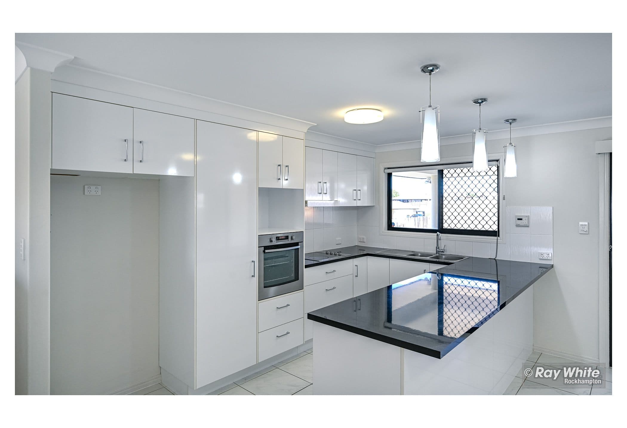 11 Jardine Court, Gracemere QLD 4702, Gracemere - Thumbnail 3