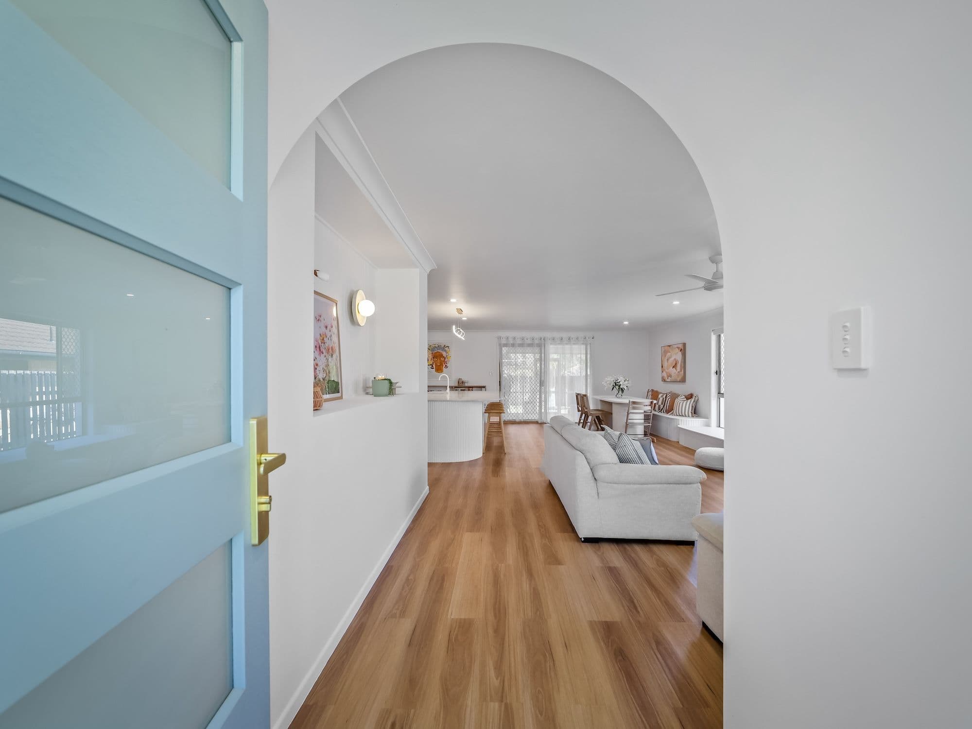9 Wagner Street, Mudgeeraba QLD 4213, Mudgeeraba - Thumbnail 2