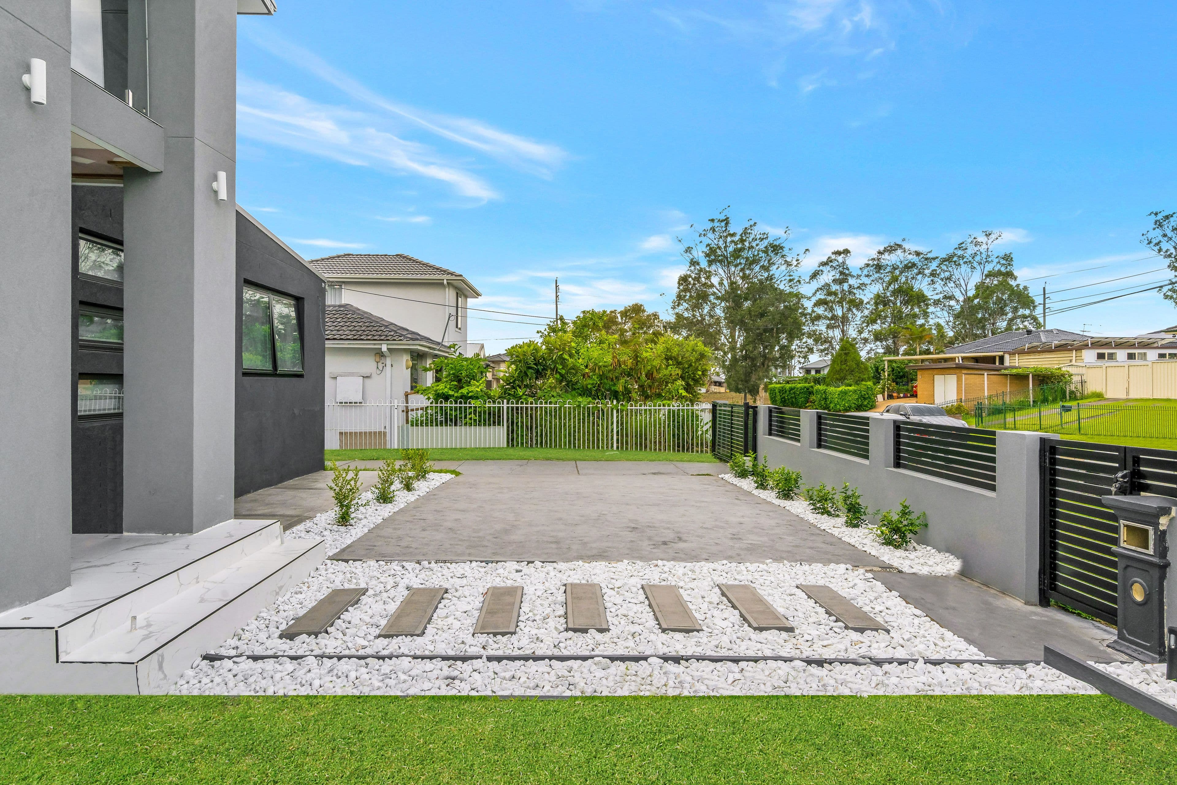 17 Taminga Road, Green Valley NSW 2168, Green Valley - Thumbnail 3