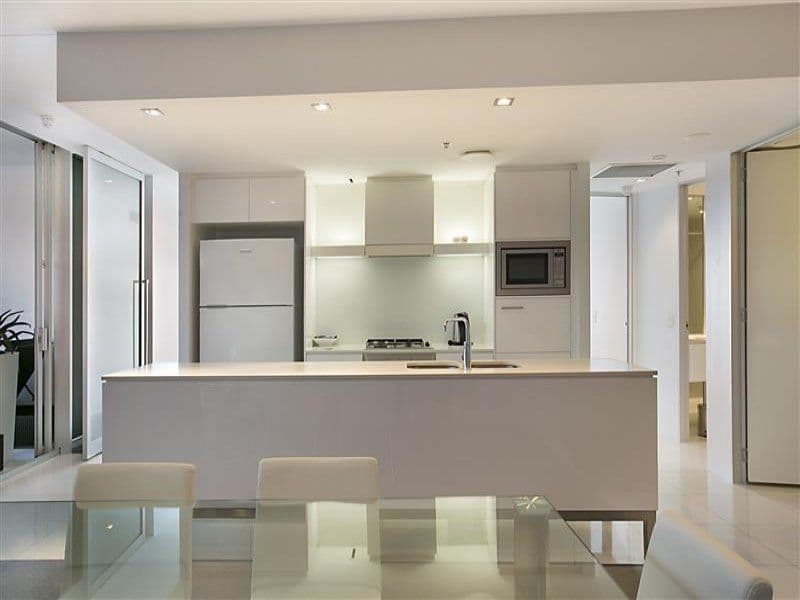 409 'Q1' 9 Hamilton Avenue, Surfers Paradise QLD 4217, Surfers Paradise - Thumbnail 2