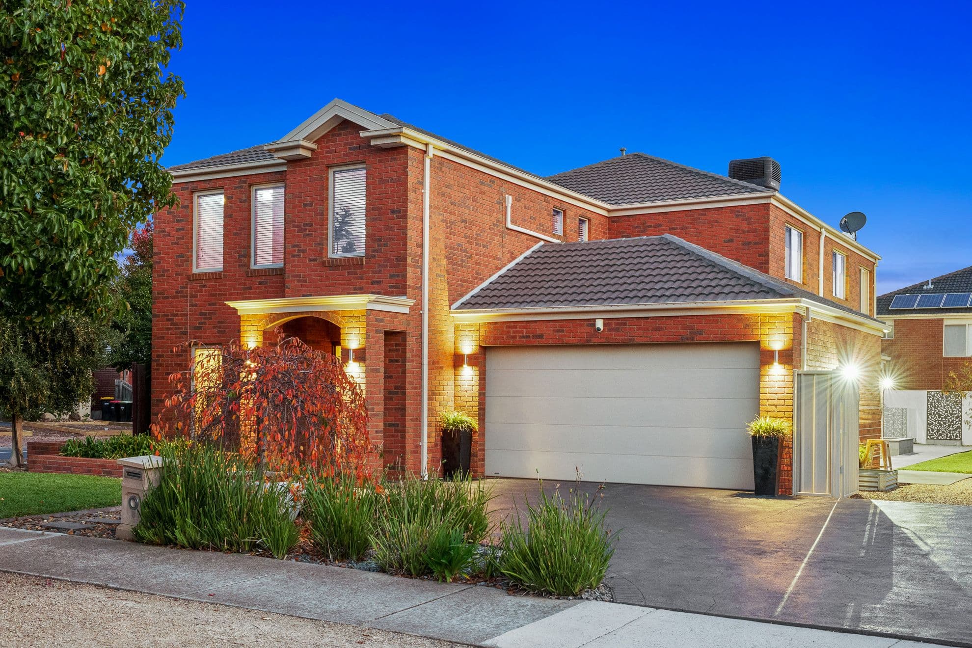 8 Bronte Way, Taylors Hill VIC 3037, Taylors Hill - Image 1