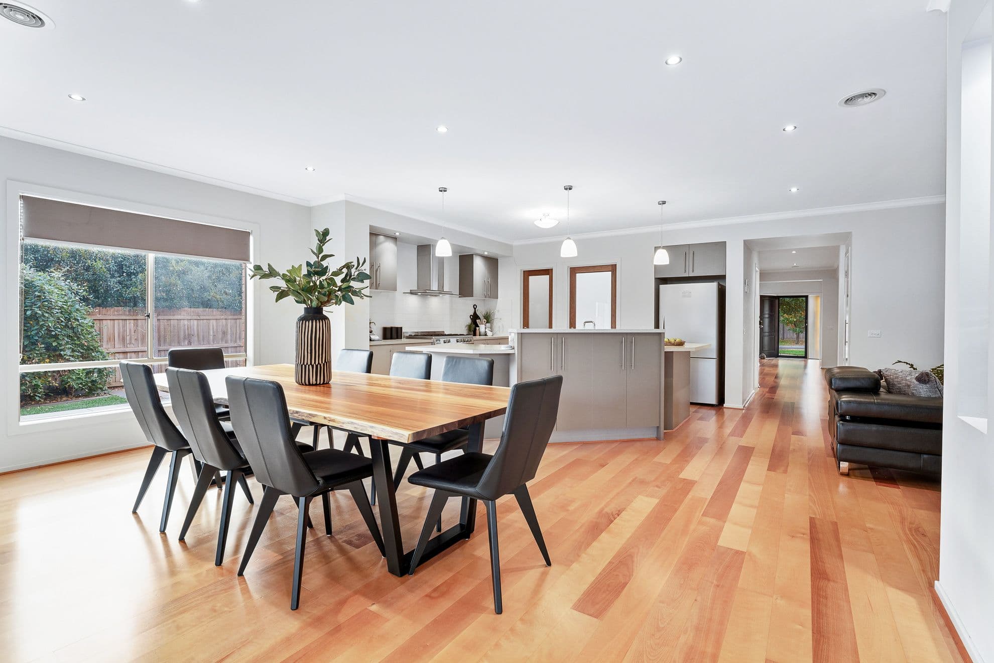 8 Bronte Way, Taylors Hill VIC 3037, Taylors Hill - Thumbnail 6