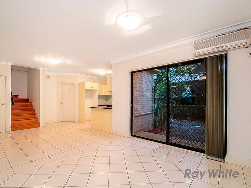 10 Russell Street, Baulkham Hills NSW 2153, Baulkham Hills - Thumbnail 2