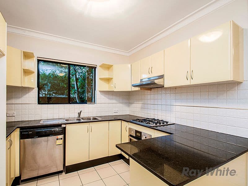 10 Russell Street, Baulkham Hills NSW 2153, Baulkham Hills - Thumbnail 3
