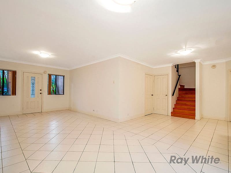 10 Russell Street, Baulkham Hills NSW 2153, Baulkham Hills - Thumbnail 4