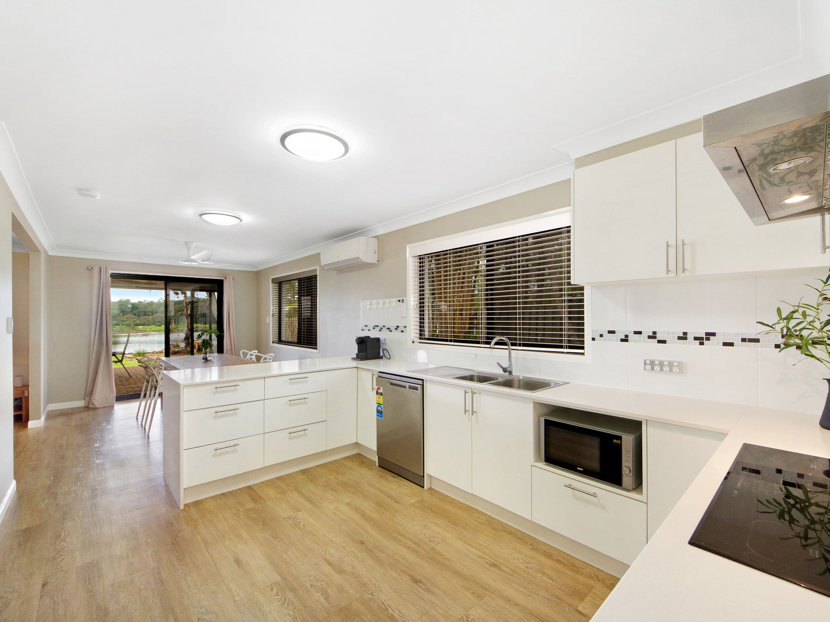 10 Gawler Place, Upper Coomera QLD 4209, Upper Coomera - Thumbnail 8