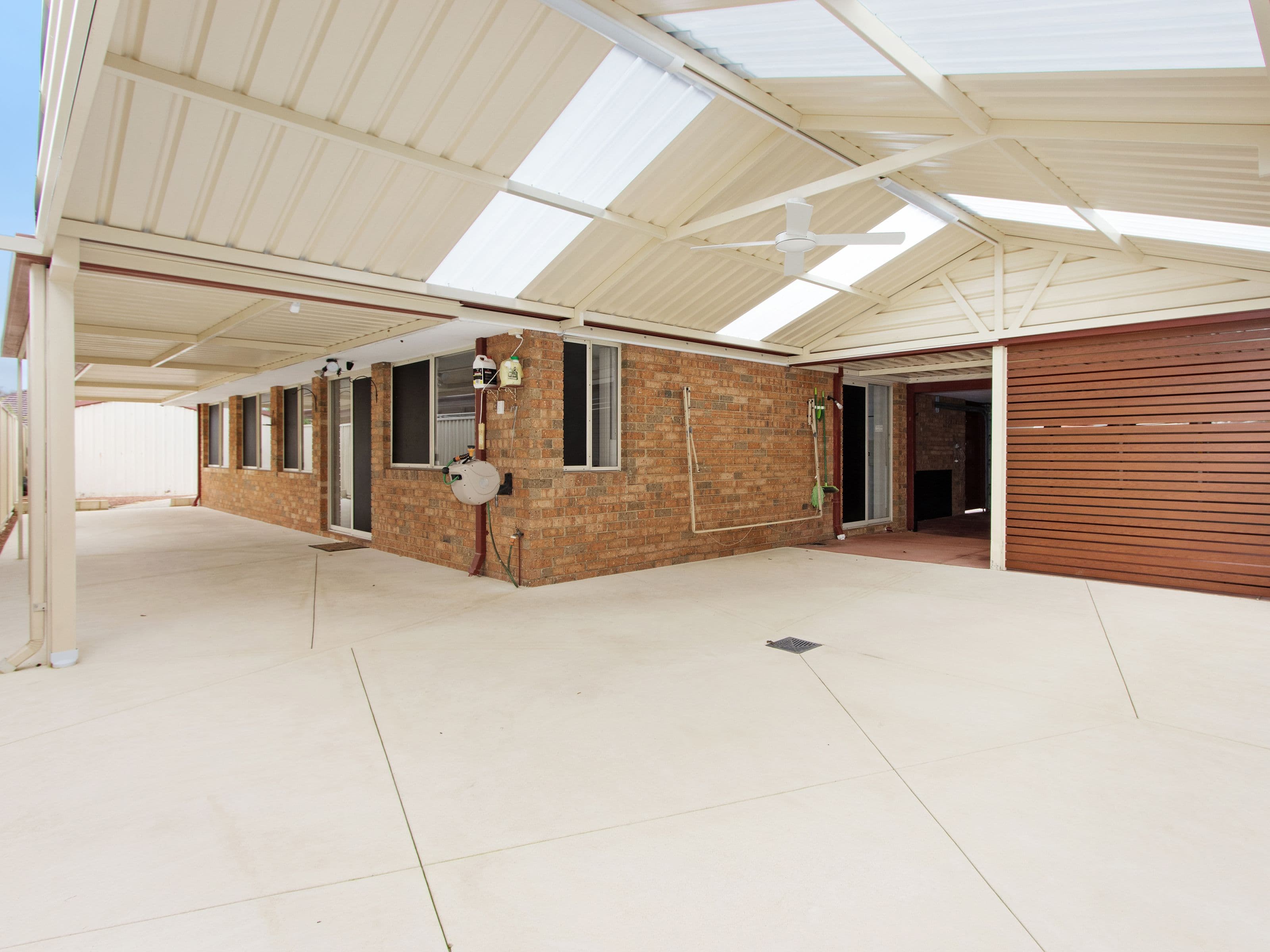 2 Greenlea Crescent, Warnbro WA 6169, Warnbro - Image 1