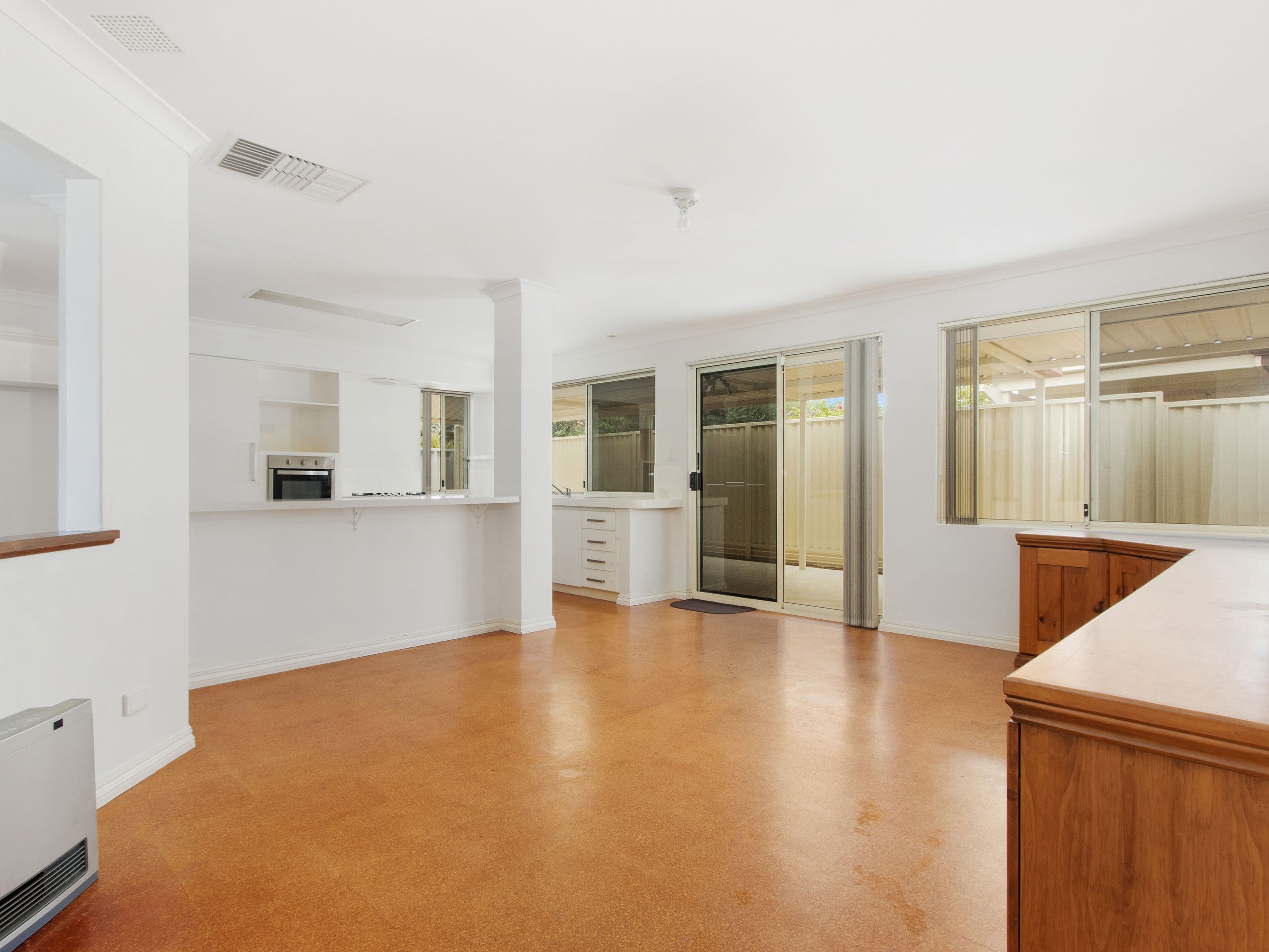 2 Greenlea Crescent, Warnbro WA 6169, Warnbro - Thumbnail 6