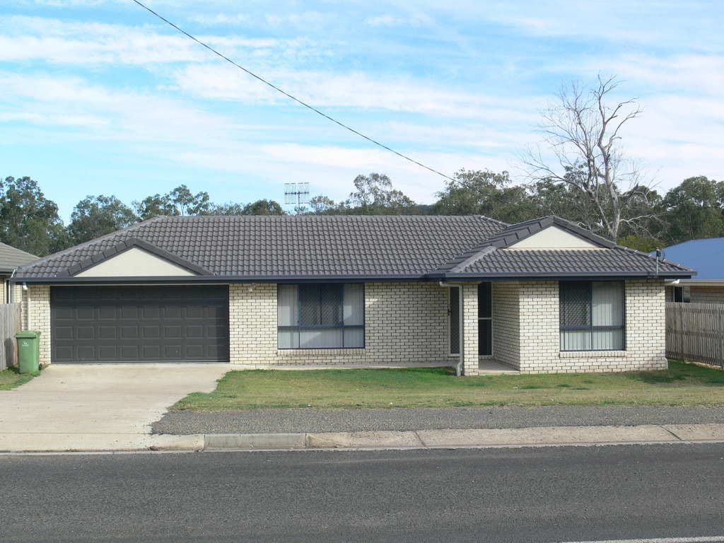 35 Middle Street, ESK QLD 4312, Esk - Image 1