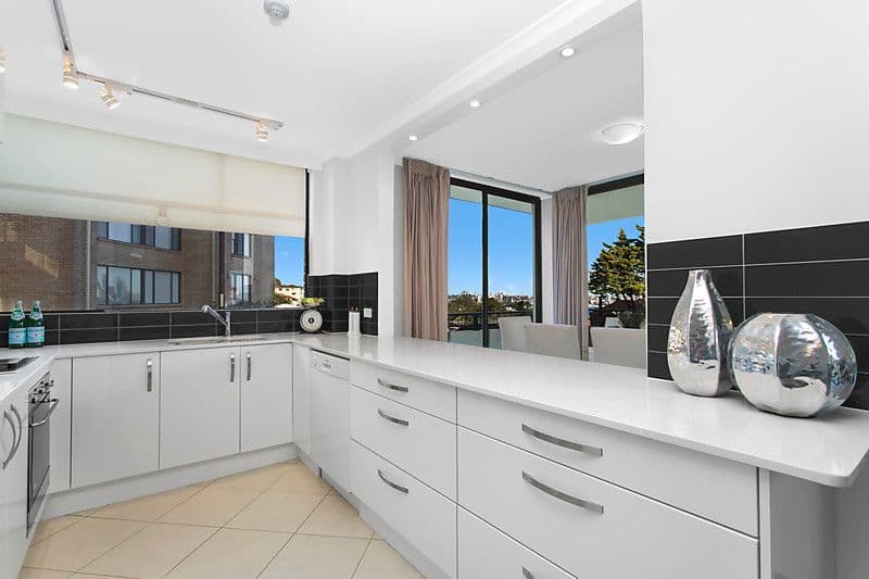 2-4 Highview Avenue, NEUTRAL BAY NSW 2089, Neutral Bay - Thumbnail 3