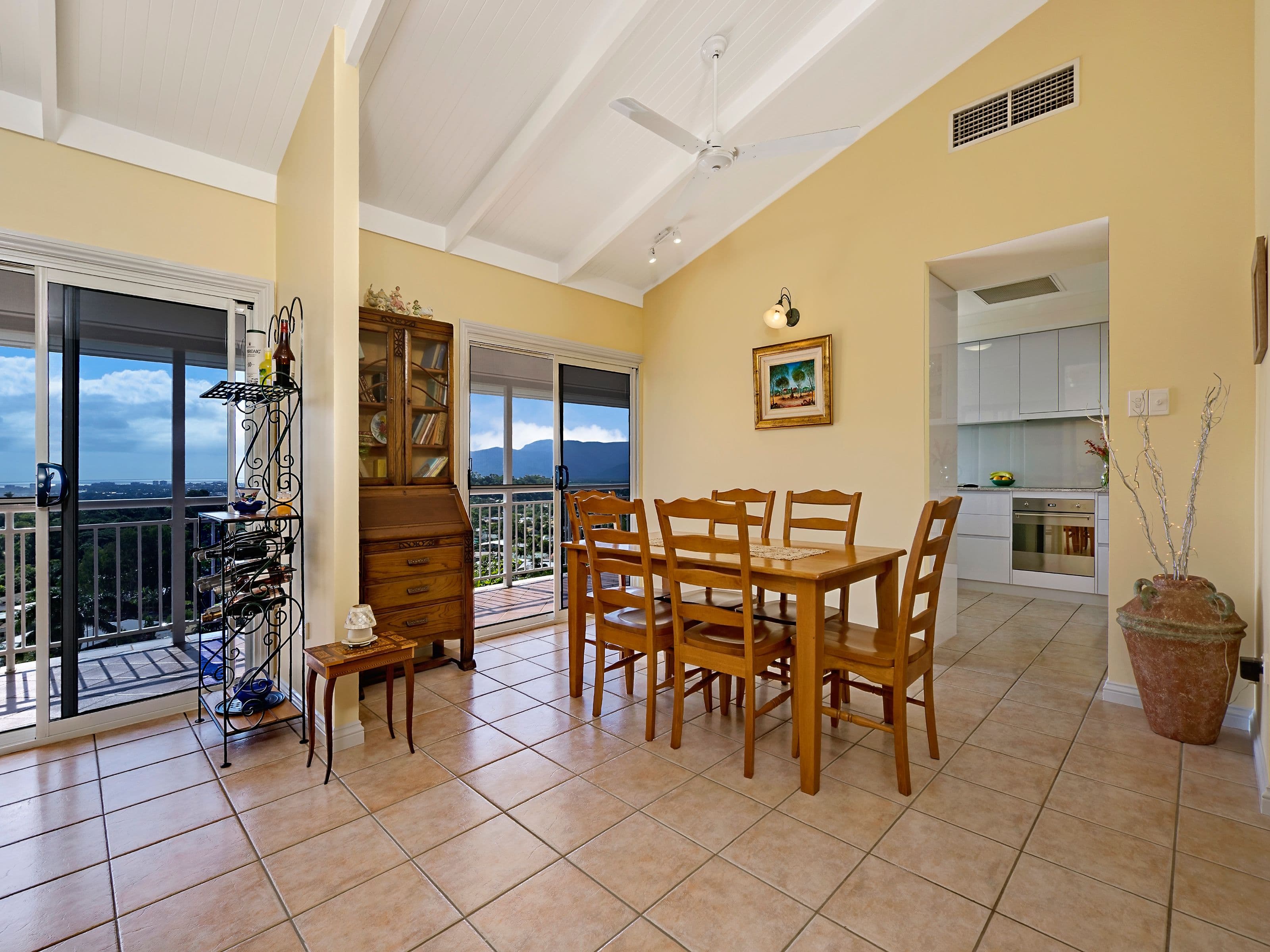 250 Toogood Road, Bayview Heights QLD 4868, Bayview Heights - Thumbnail 4