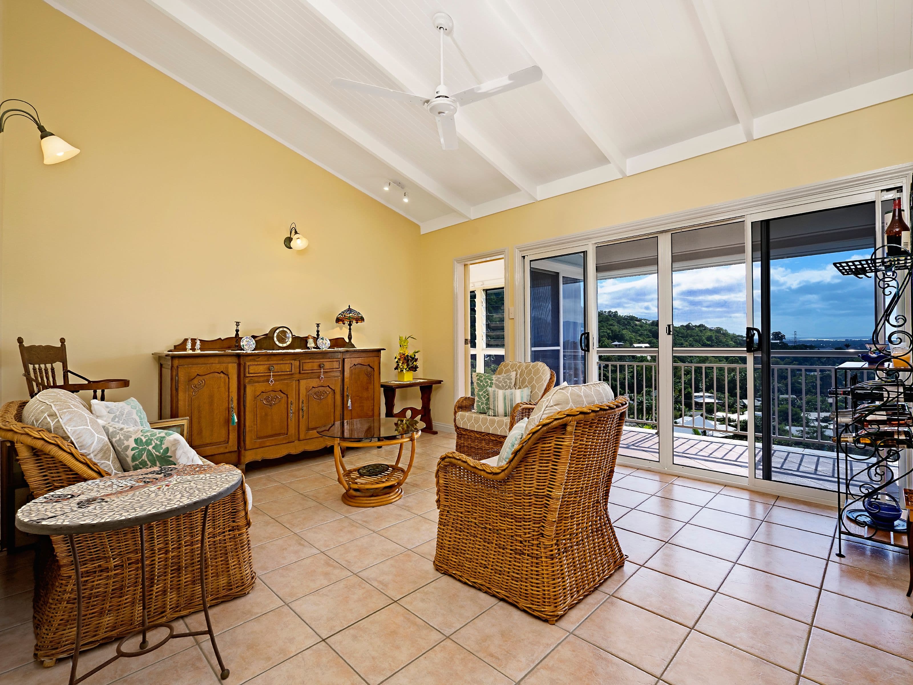 250 Toogood Road, Bayview Heights QLD 4868, Bayview Heights - Thumbnail 5
