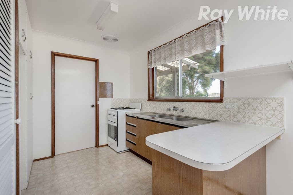 138 Greenhills Road, Bundoora VIC 3083, Bundoora - Thumbnail 4