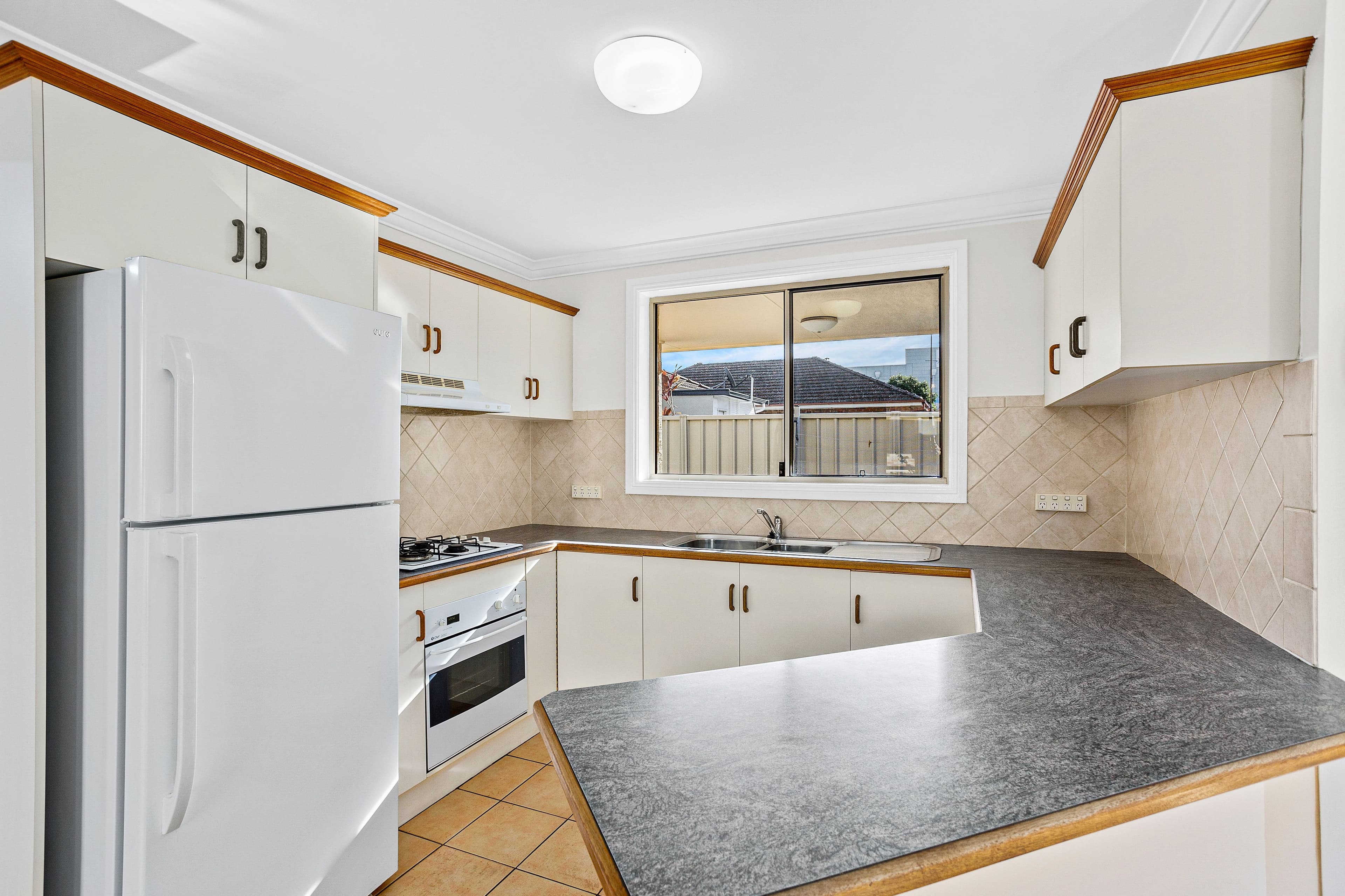 92-94 Byamee Street, Dapto NSW 2530, Dapto - Thumbnail 2