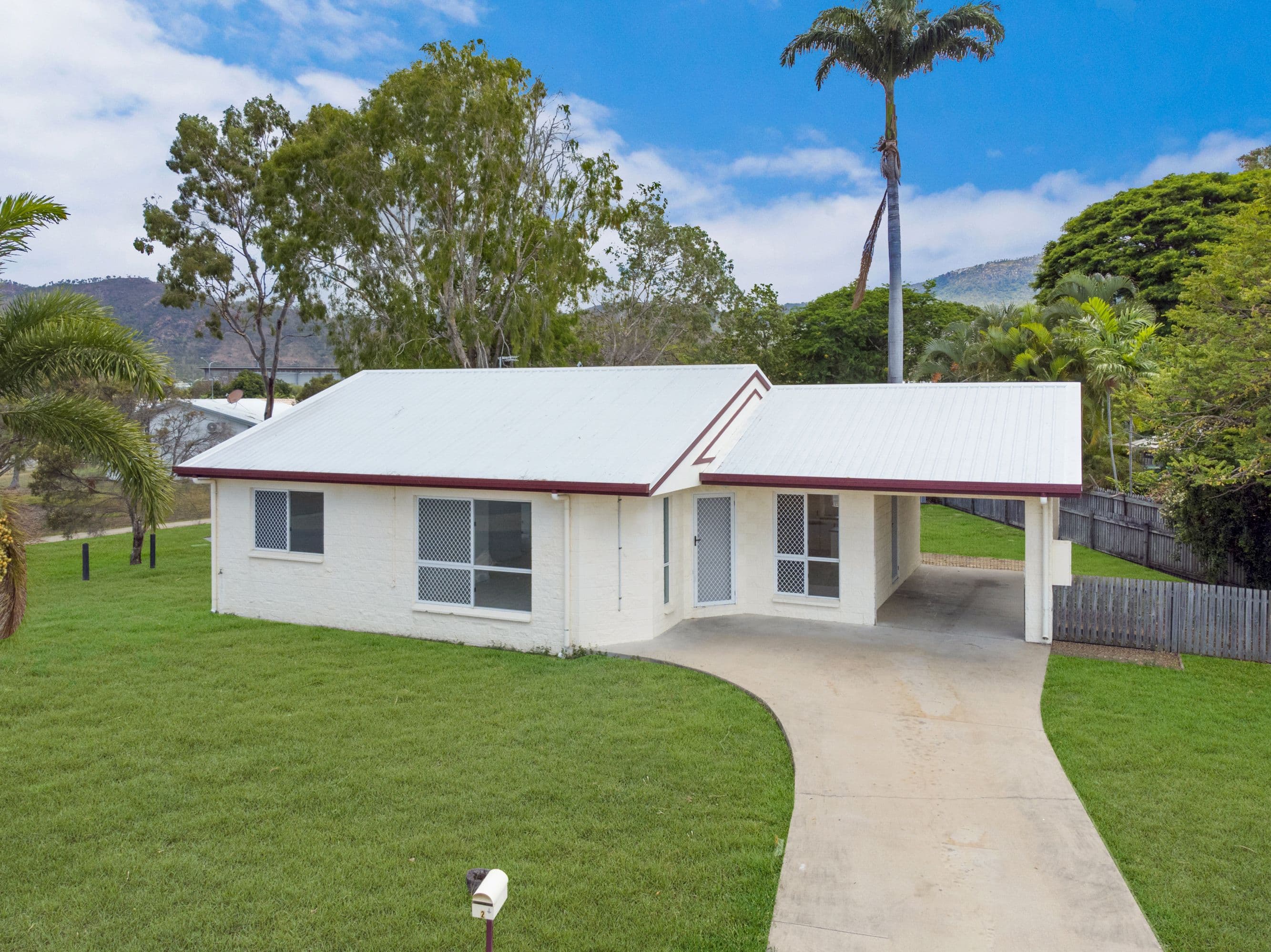 2 Downey Crescent, Annandale QLD 4814, Annandale - Thumbnail 2