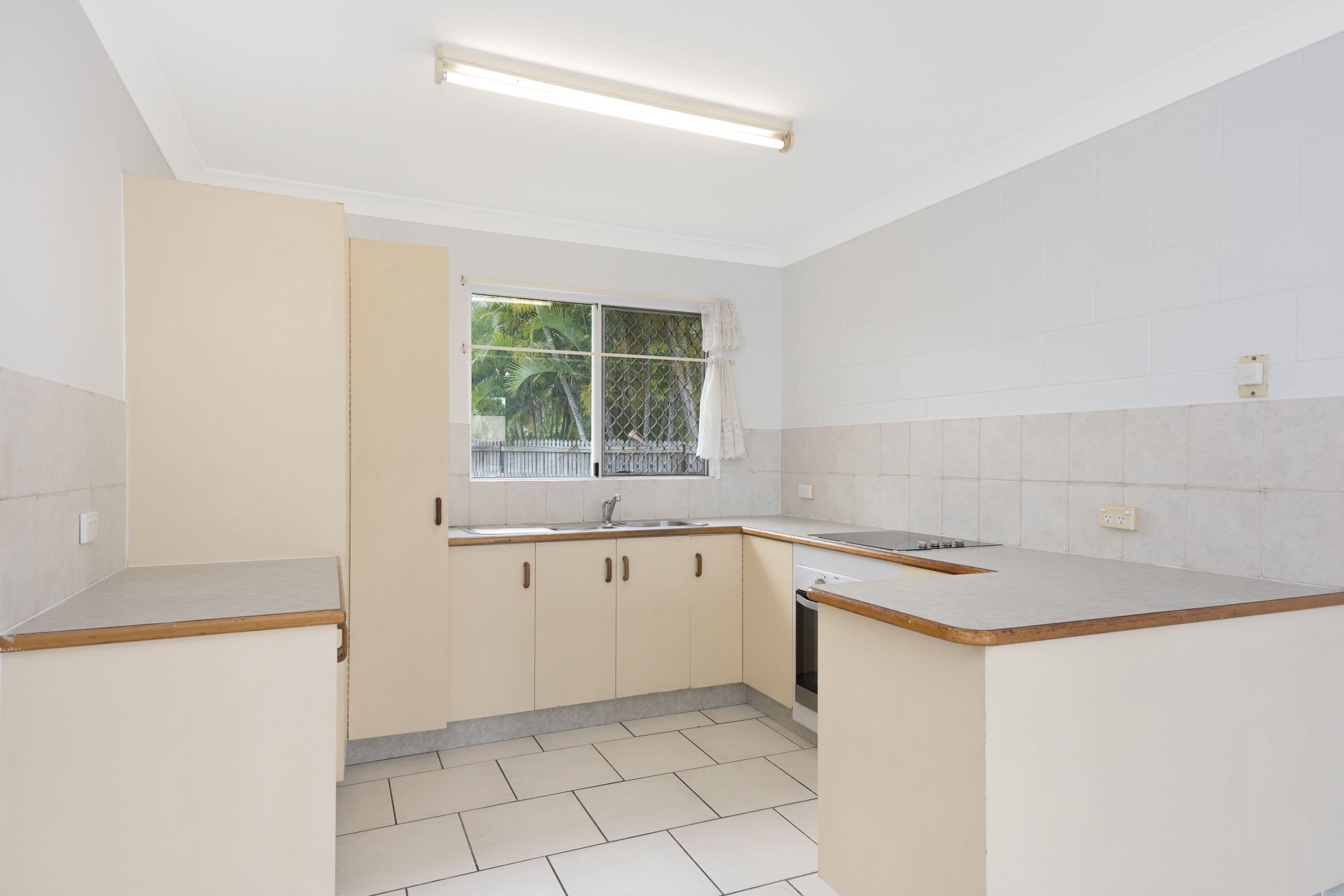 2 Downey Crescent, Annandale QLD 4814, Annandale - Thumbnail 4