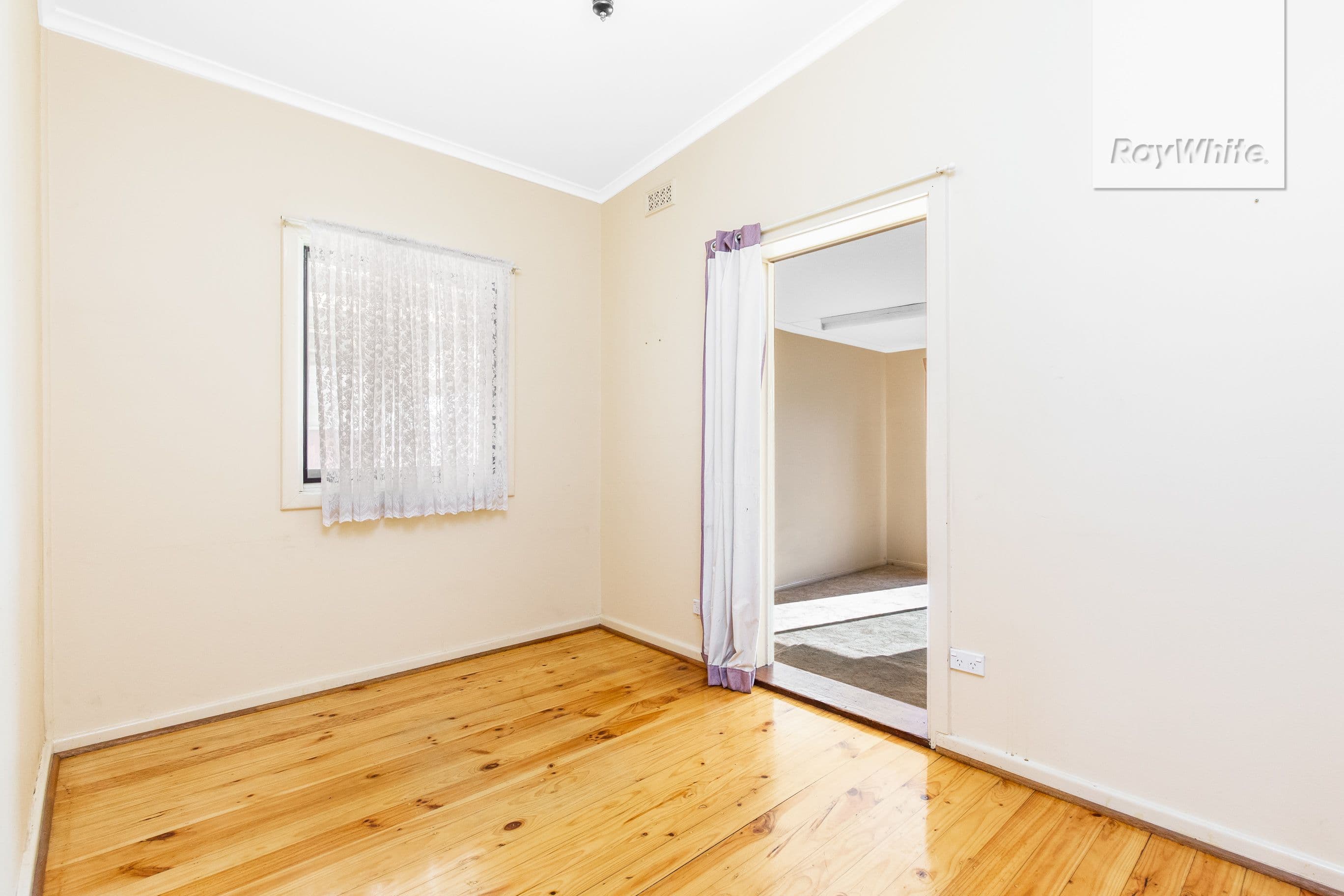 19 Trumper Avenue, Parafield Gardens SA 5107, Parafield Gardens - Thumbnail 6
