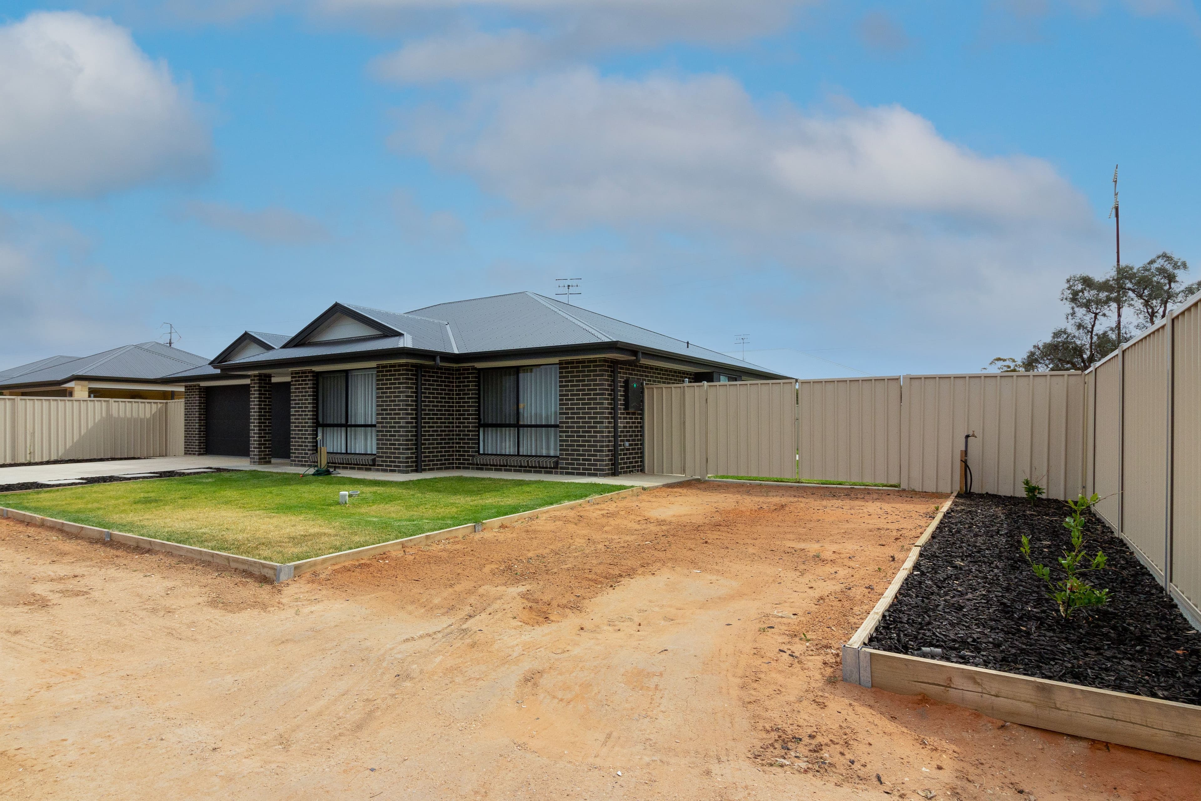 32 Hale Street, Renmark SA 5341, Renmark - Thumbnail 2