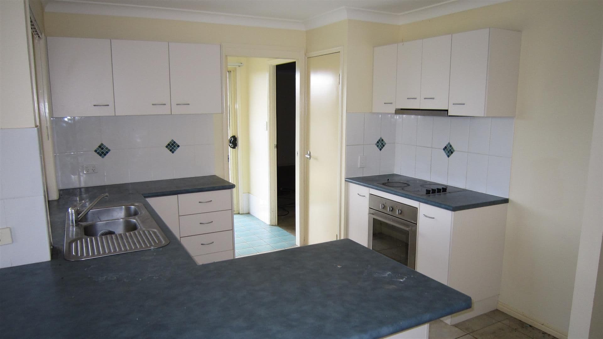 50 Clearview Avenue, THABEBAN QLD 4670, Thabeban - Thumbnail 2