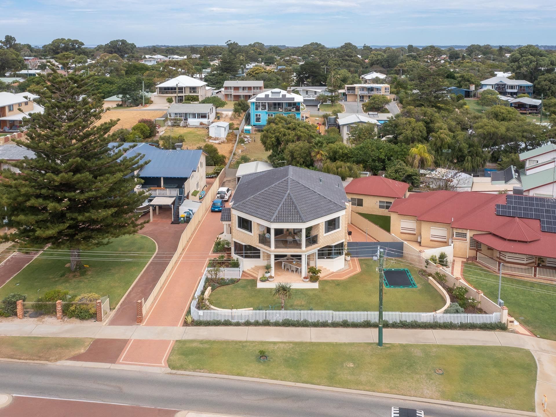 15 Spinaway Parade, Falcon WA 6210, Falcon - Thumbnail 3