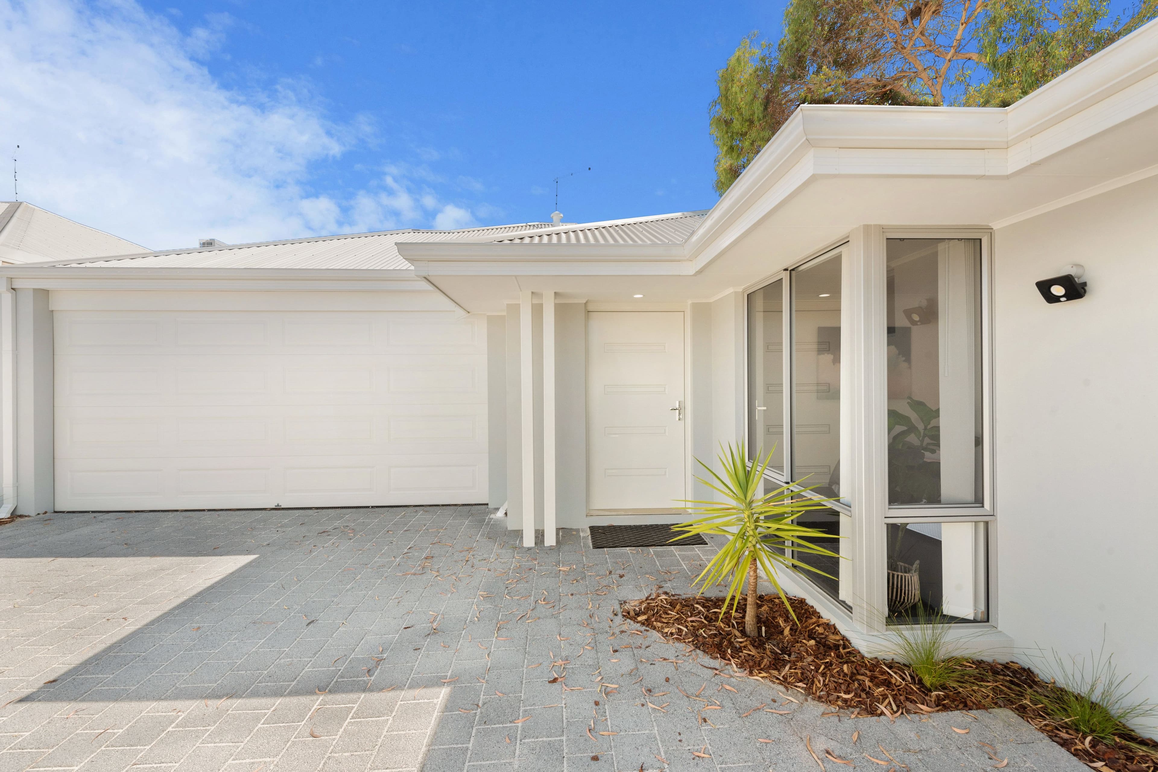 16c Windsor Place, Kallaroo WA 6025, Kallaroo - Thumbnail 2