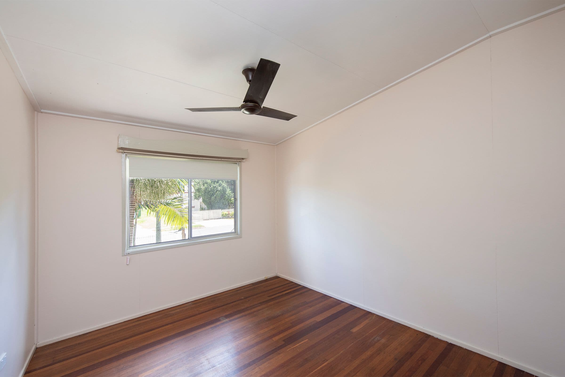 6 Oakland Avenue, Woodridge QLD 4114, Woodridge - Thumbnail 4