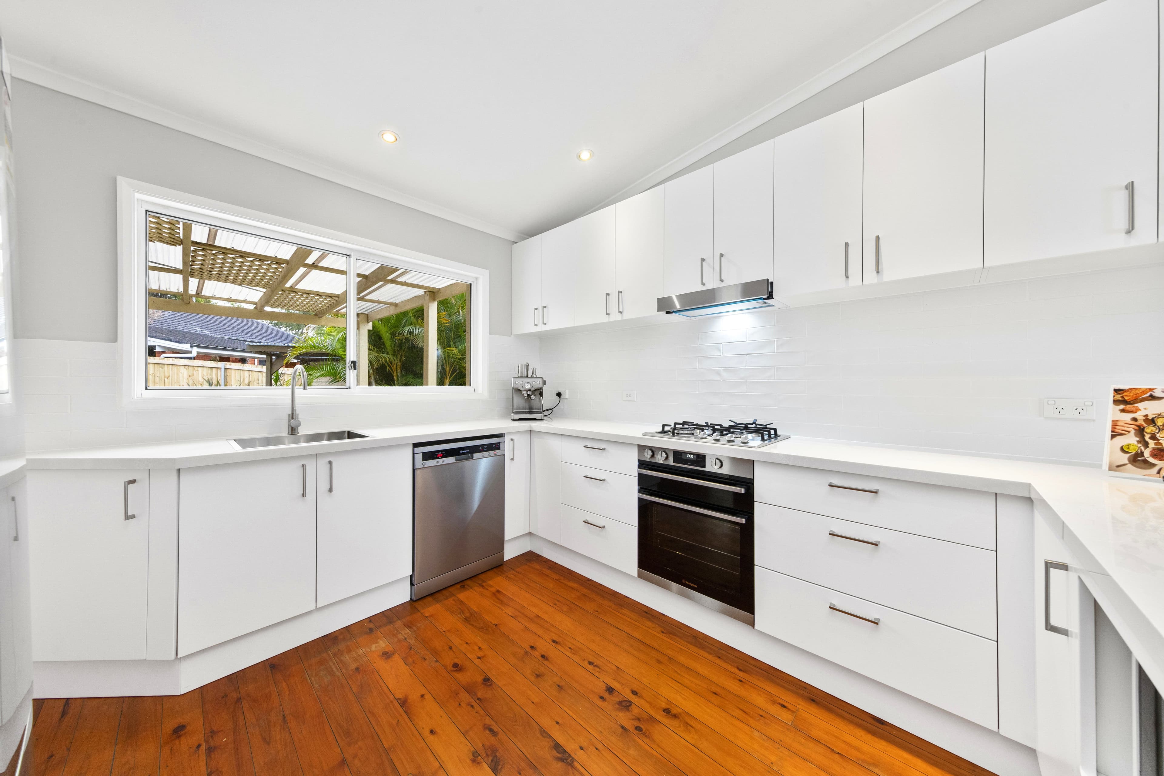 9 Karalta Crescent, Belrose NSW 2085, Belrose - Thumbnail 3