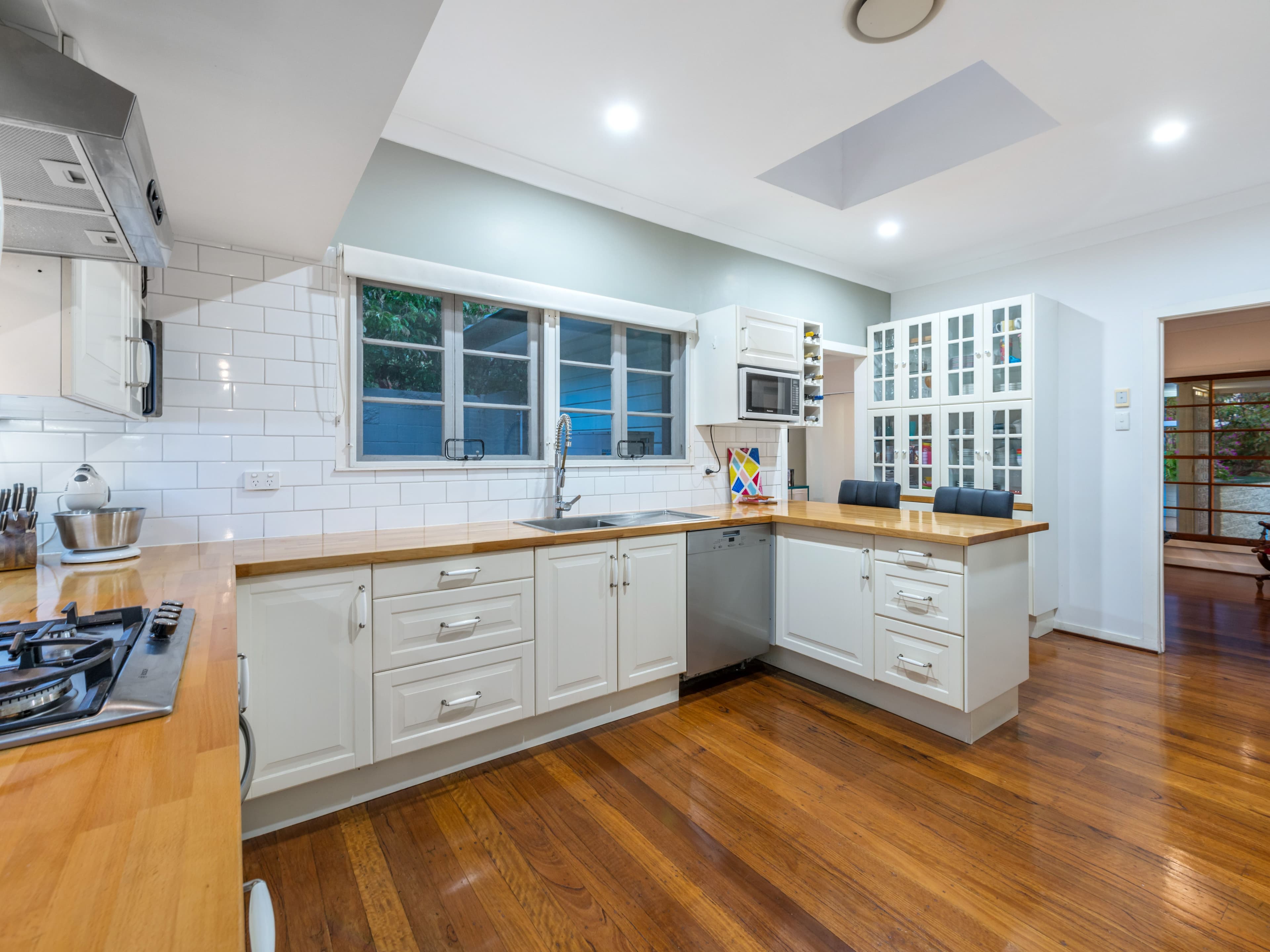10 Grand Parade, Ashgrove QLD 4060, Ashgrove - Thumbnail 6
