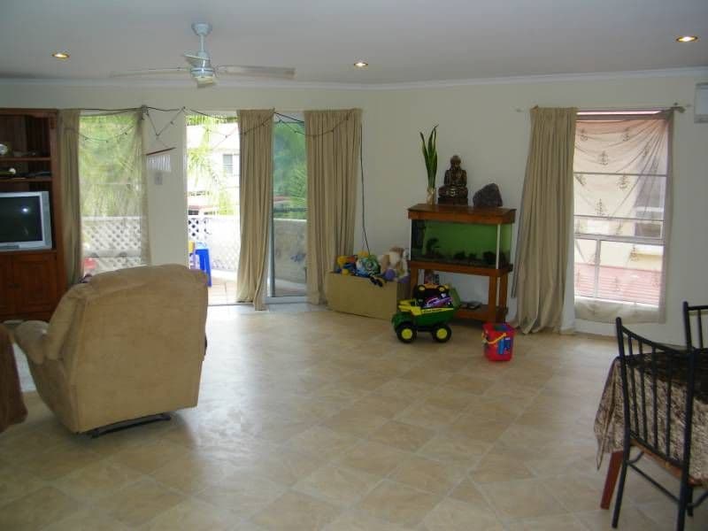 18 Parkside Street, TANNUM SANDS QLD 4680, Tannum Sands - Thumbnail 3