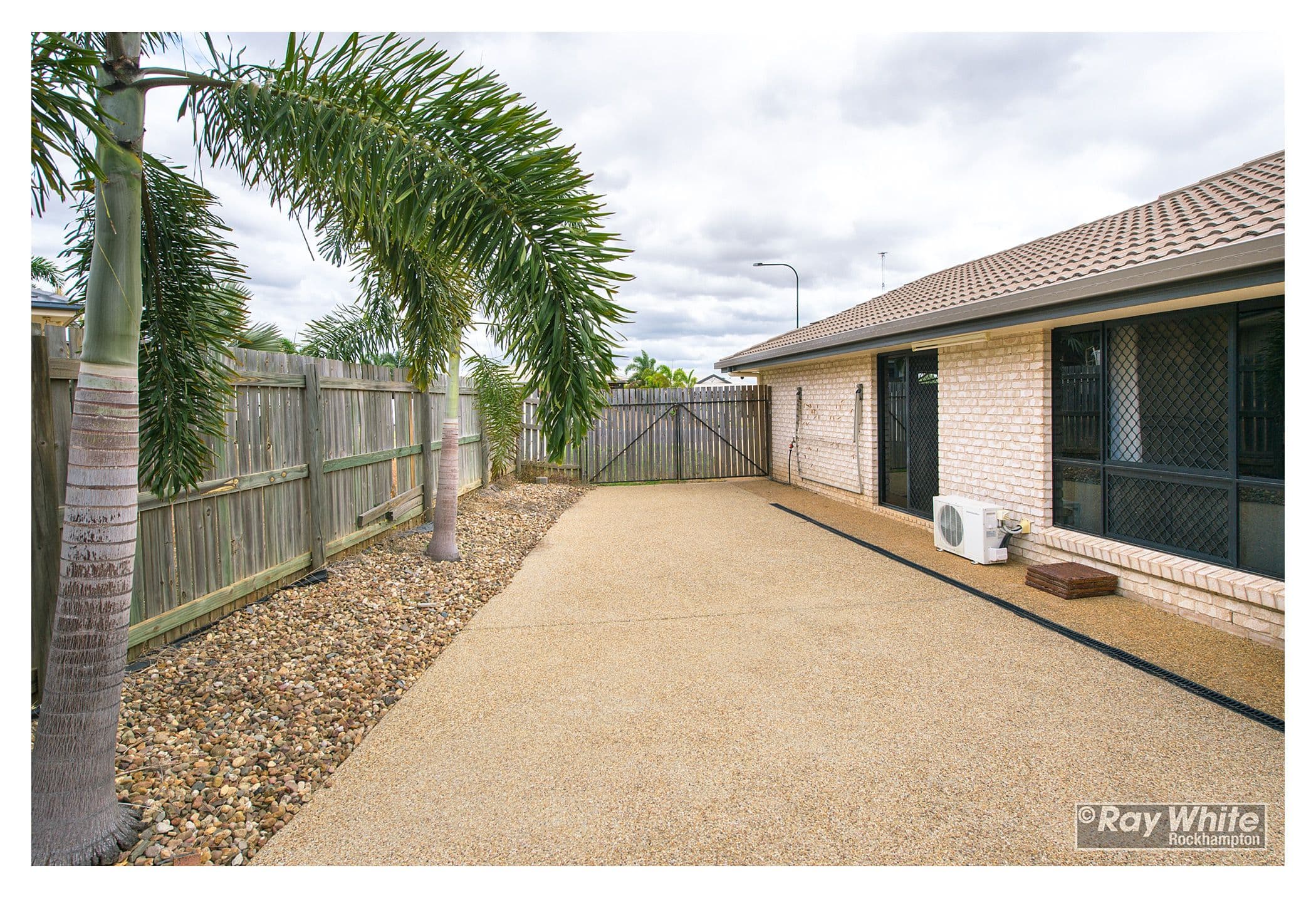 11 Brady Place, Gracemere QLD 4702, Gracemere - Thumbnail 5